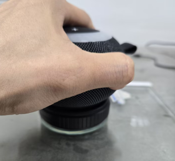 图 4.5-3 吸盘与吸盘结构件拧出力实验图片